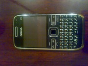 Продам Nokia E72  с голд крышкой